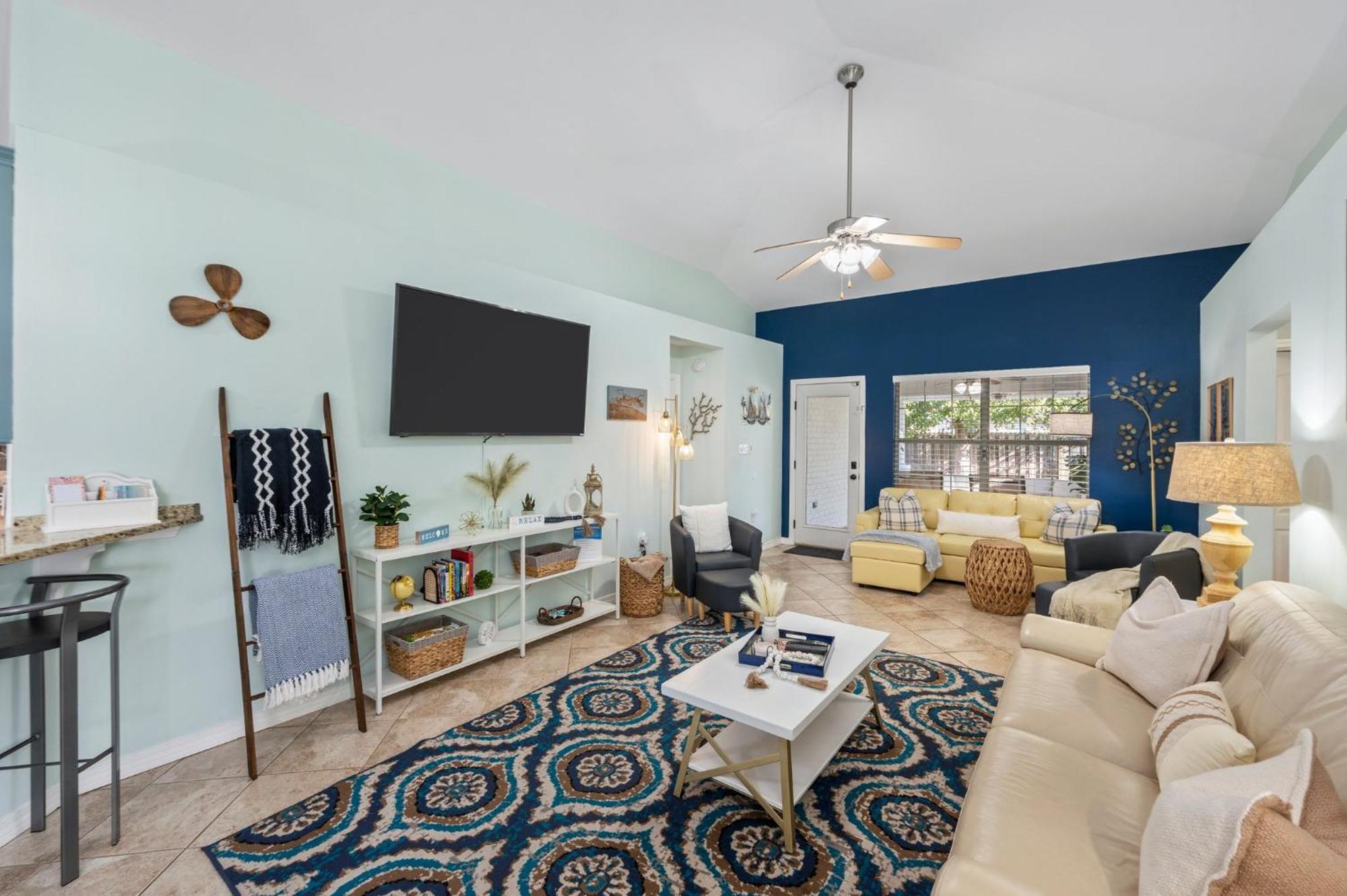 Beautiful Pet Friendly Home! New Tropical Pool, Opt Golf Cart And Pool Heat, Minutes To Beach Дестин Екстериор снимка