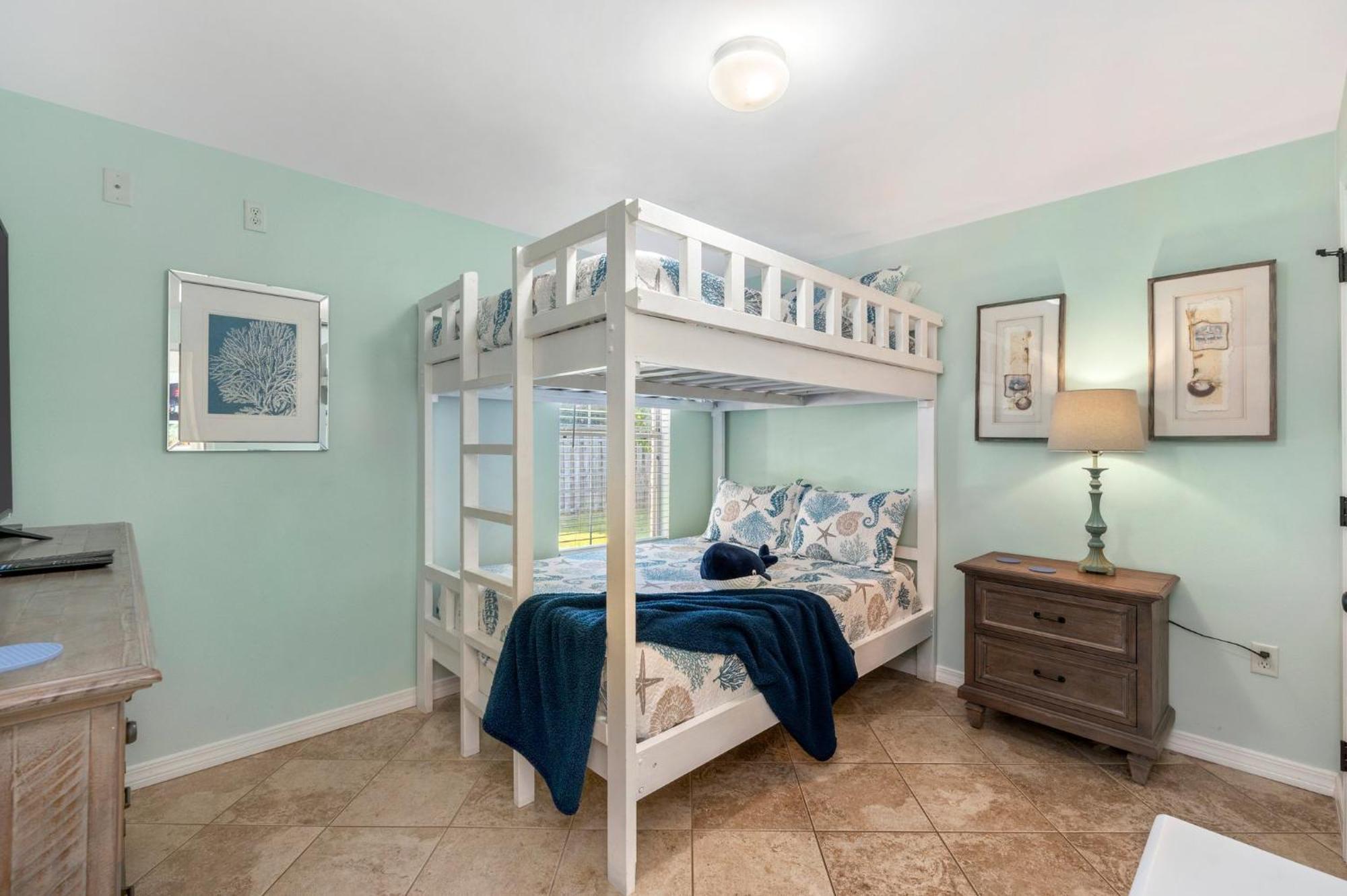 Beautiful Pet Friendly Home! New Tropical Pool, Opt Golf Cart And Pool Heat, Minutes To Beach Дестин Екстериор снимка