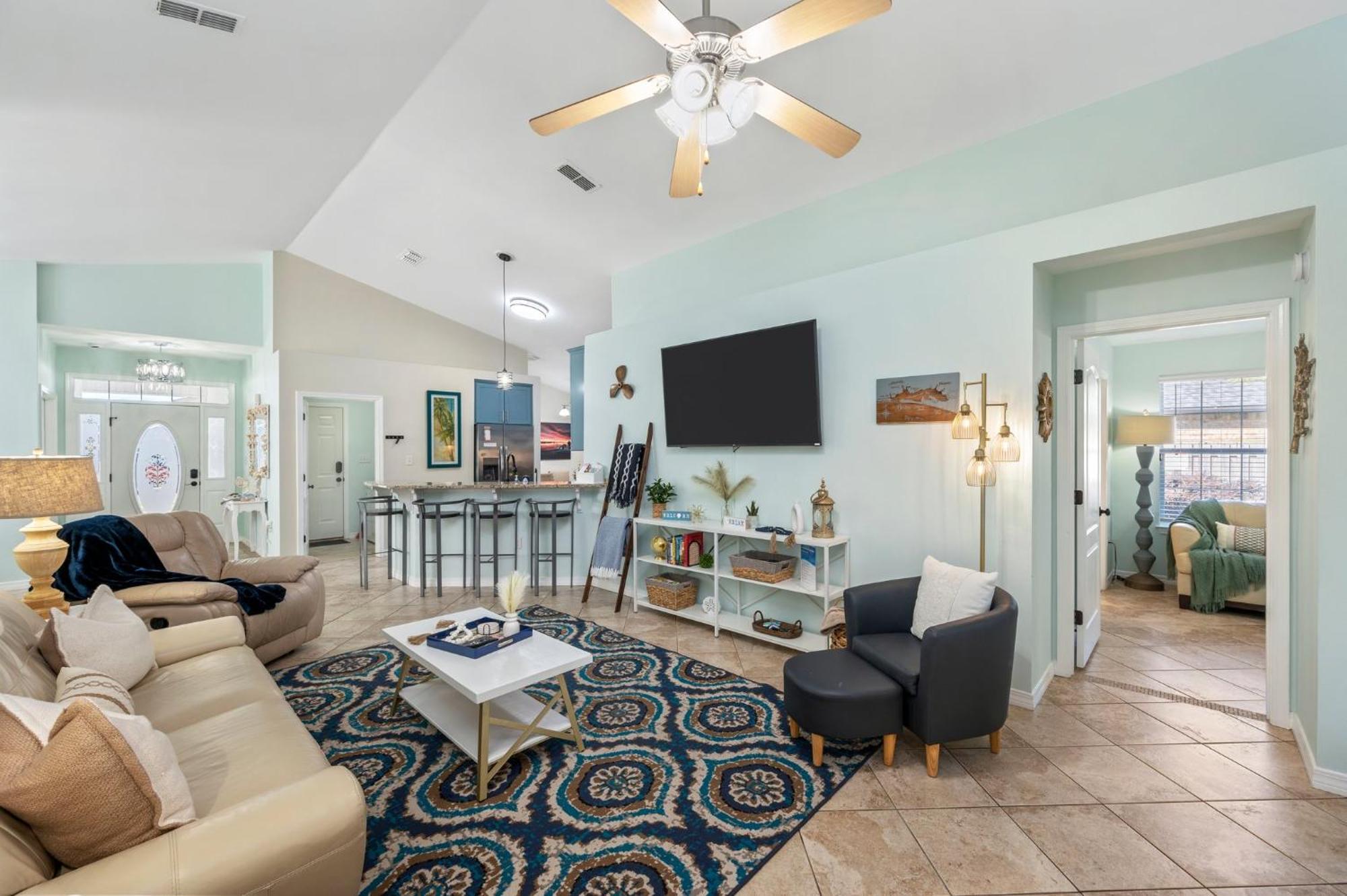 Beautiful Pet Friendly Home! New Tropical Pool, Opt Golf Cart And Pool Heat, Minutes To Beach Дестин Екстериор снимка